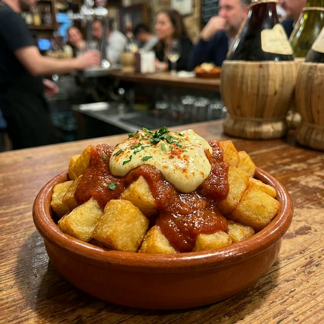 Patatas bravas